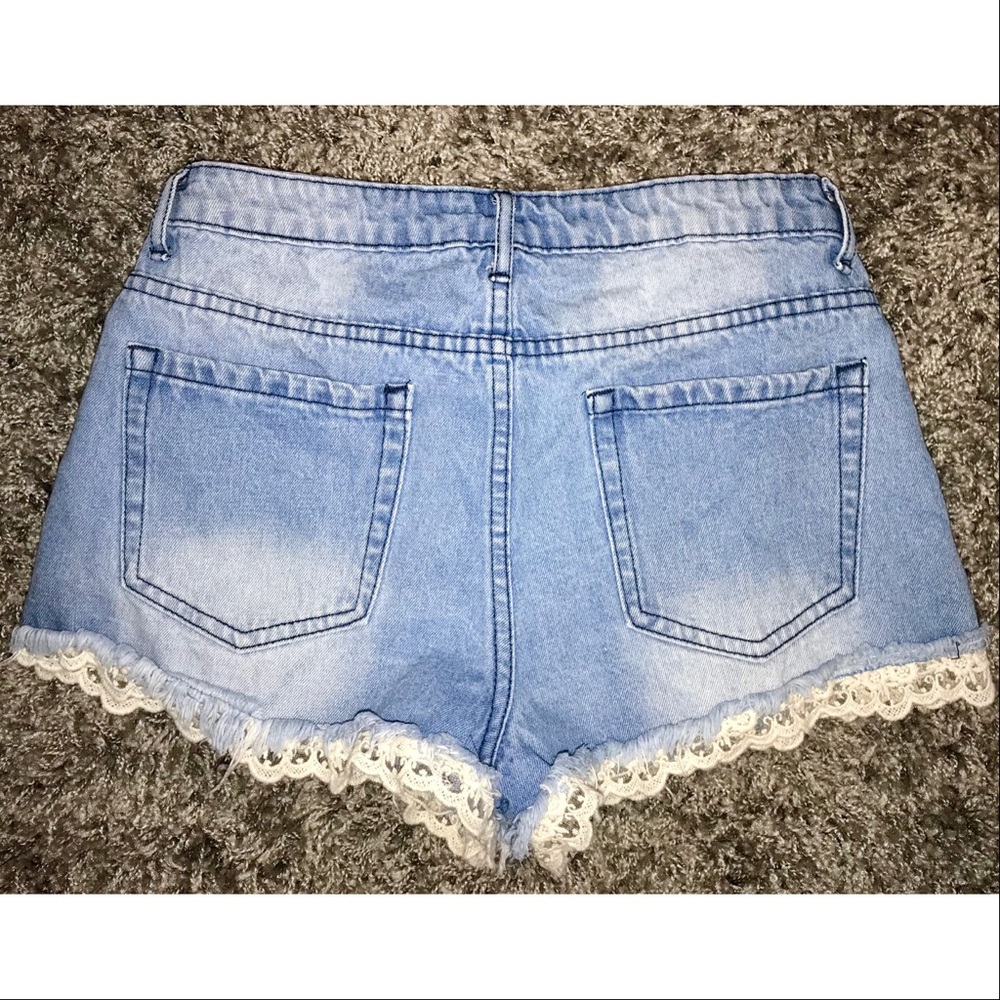 Forever 21 Lace Detailed Denim Shorts - Picture 4 of 5